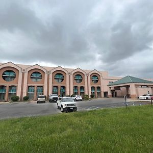 The Lodge Hotel And Banquets Bridgeton Exterior photo