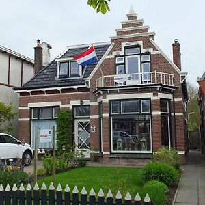 B&B Ferdivedaasje Dokkum Exterior photo