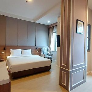 J Park Hotel - Sha Extra Plus Chonburi Exterior photo