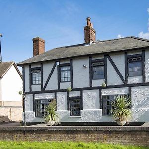 The King William IV Hotel Heydon  Exterior photo