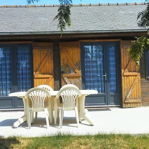 Petit Chalet A La Campagne Villa Meillac Exterior photo