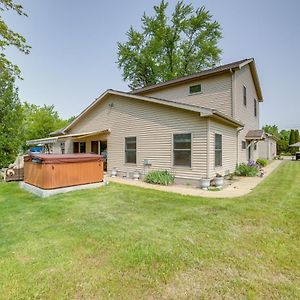 Waterfront Jackson Vacation Rental On Olcott Lake! Exterior photo