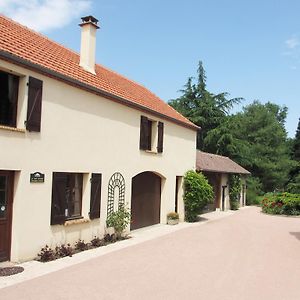 Bulle D'Evasion Bed & Breakfast Neuvy-sur-Loire Exterior photo