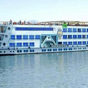 Silvana Nile Cruise Luxor To Aswan 4 Night Hotel Exterior photo