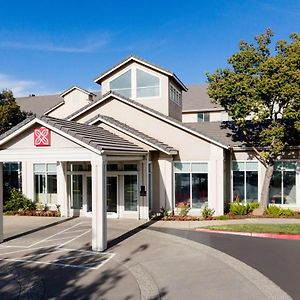 Hilton Garden Inn Roseville Exterior photo