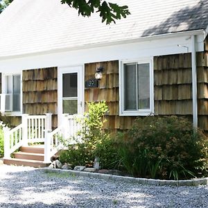 Hamptons Getaway Villa East Quogue Exterior photo