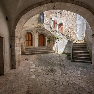 La Torretta Sul Cortile Hotel Monteroduni Exterior photo