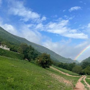 Casale Nella Valle Bed & Breakfast Pieve Torina Exterior photo