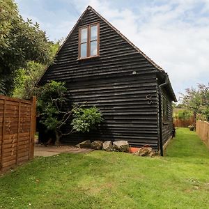 The Stables Barn Villa Arundel Exterior photo