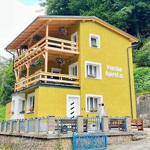 Pension Aperol Hrensko Exterior photo