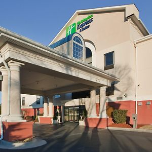 Holiday Inn Express Hotel & Suites Laurinburg, An Ihg Hotel Exterior photo