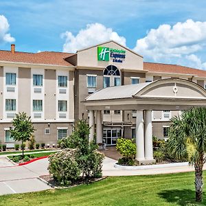 Holiday Inn Express & Suites Cotulla, An Ihg Hotel Exterior photo