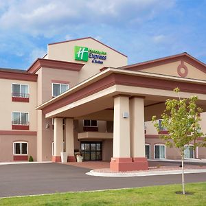 Holiday Inn Express Hotel & Suites Antigo, An Ihg Hotel Exterior photo