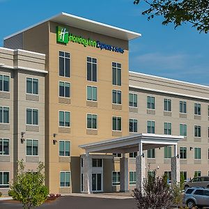 Holiday Inn Express & Suites Norwood, An Ihg Hotel Exterior photo