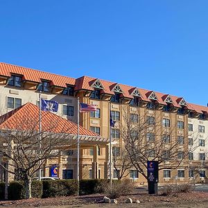 Comfort Suites Near Casinos Norwich Exterior photo