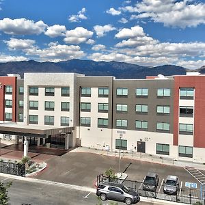 Holiday Inn Express & Suites - Albuquerque East, An Ihg Hotel Exterior photo