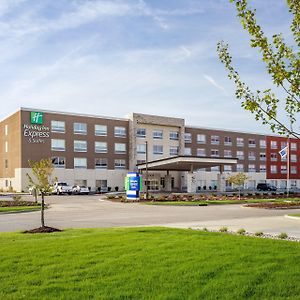 Holiday Inn Express & Suites Hammond, An Ihg Hotel Exterior photo