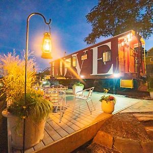 Train Caboose & River Views Near Downtown Villa Lynchburg Exterior photo