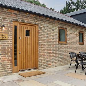 Swallows Lodge Edenbridge Exterior photo