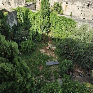 Le Clos Des Consuls Bed & Breakfast Tarascon Exterior photo