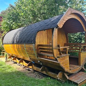 Le Tonneau Insolite Du Souffle Du Saule Bed & Breakfast Buhl-Lorraine Exterior photo