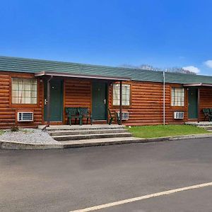 Rodeway Inn Harlan Exterior photo