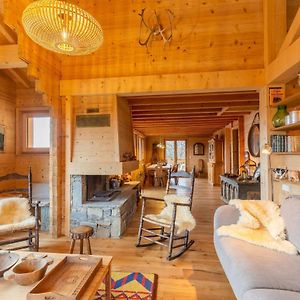 Charming Family Chalet With Views Of The Aravis Villa Manigod Exterior photo