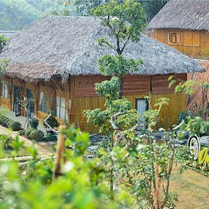 Omtara Retreat Hotel Yen Bai Exterior photo