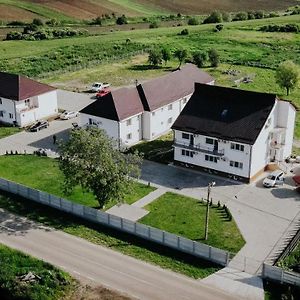 La Luna Imobiliare Aparthotel Ocna Mures Exterior photo