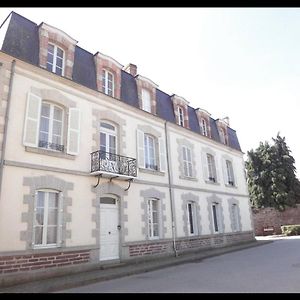 Belle Batisse En Broceliande Villa Mauron Exterior photo