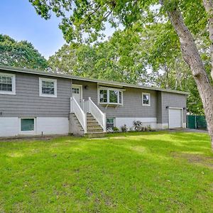 Hampton Bays Retreat Walk To Squires Beach! Villa Exterior photo