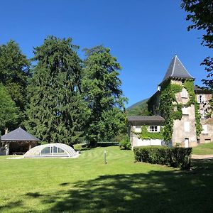 Le Clos Du Tulipier Bed & Breakfast La Chapelle-du-Bard Exterior photo