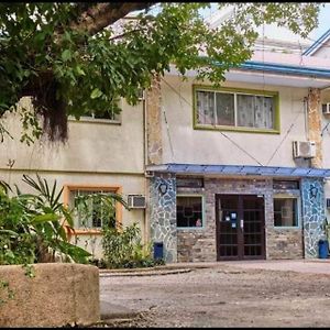 Mactan Airport Hilltop Hotel Lapu-Lapu City Exterior photo