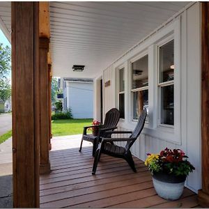 Enjoy Beautiful, Fresh Home In Trendy Ohio City Cleveland Exterior photo