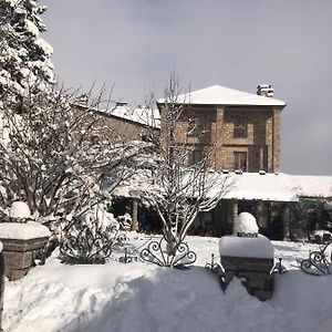 Vila Falo Hotel Voskopoje Exterior photo