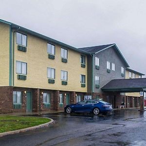 Quality Inn Streetsboro Exterior photo