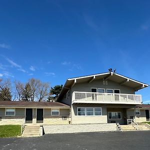 Budget Inn - Cambridge Exterior photo