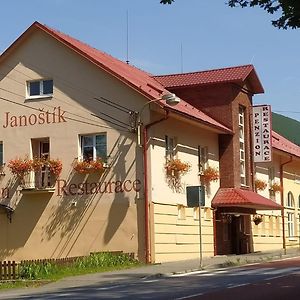 Penzion Janostik Hotel Roznov pod Radhostem Exterior photo