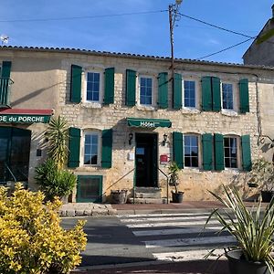 Auberge Du Porche Hotel Blaye Exterior photo