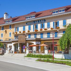 Hotel-Restaurant Le Lac Malbuisson Exterior photo