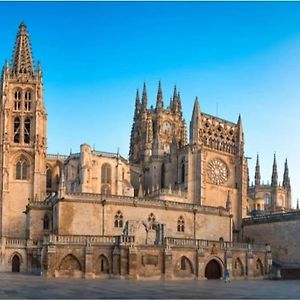 Vivienda De Uso Turistico En El Corazon De Burgos Apartment Exterior photo