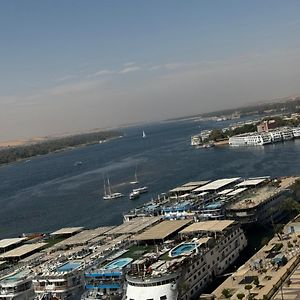 Relaxation, Fresh Air, And A Direct View Of The Nile Apartment Naj'al Amrab Exterior photo