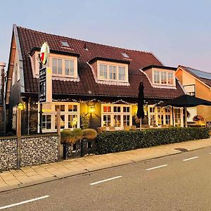 Hotel Cafe Restaurant Heineke Loosdrecht Exterior photo