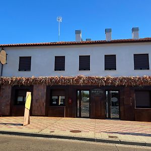 Estudio Puertas Del Orbigo Apartment Carrizo de la Ribera Exterior photo