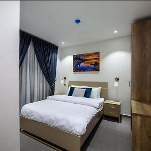 Luxury Style One Bed Apartment Accra Exterior photo