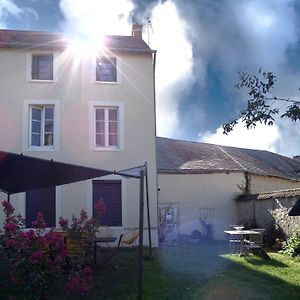 Chambre Japonaise Avec Lit King-Size En Maison D'Hotes, Proche Autoroute A10, Chartres Et Orleans - Fr-1-581-111 Bed & Breakfast Janville  Exterior photo