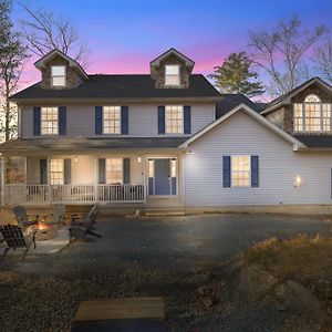 Spectacular Pocono Retreat 4Br 12 Bed Family Retreat With Exceptional Amenities Villa Cresco Exterior photo