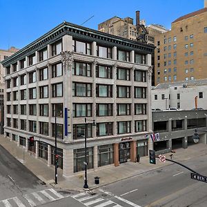 Hampton Inn Kansas City - Downtown Financial District Exterior photo