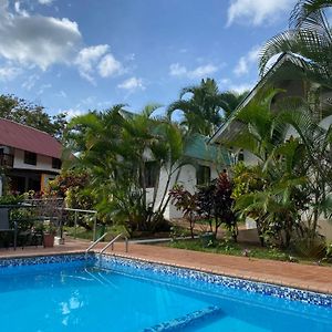 Rainforest Yasmin Hotel Santa Fe  Exterior photo