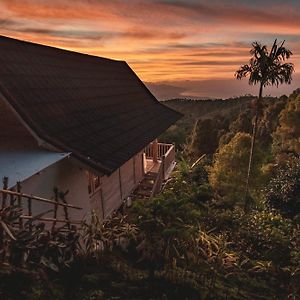 Garden Terrace Bali Bed & Breakfast Gobleg  Exterior photo